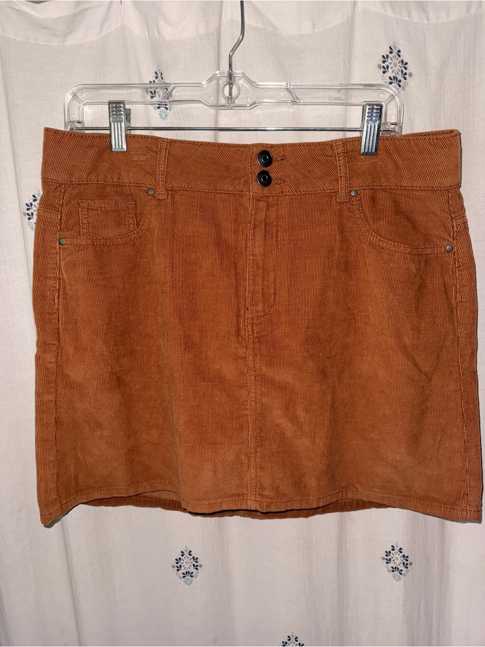 NEW Corduroy Double Button Waist Mini Skirt, No Boundaries, Large (14-16)